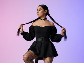 naked webcamgirl RenataStile