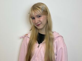 girl showing pussy RosalieHouman