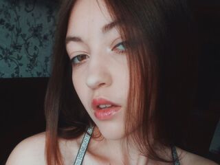 masturbating camgirl SarinaUmscheid