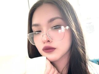 cam girl masturbating with vibrator TammieAzzopardi