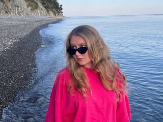 beautiful girl TaraRidec