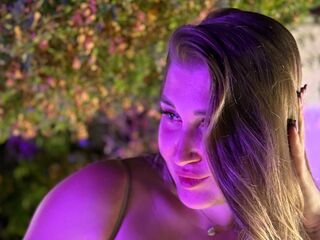 dirty cam show TarahZullo
