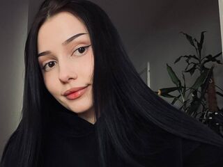 cam chat room TeneshaLaton