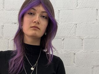 fingering girl chatroom TieshaKresha