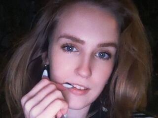 camgirl showing pussy TiffaneyLafrance