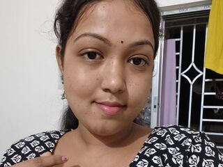 hot girl live cam TrishaSaha