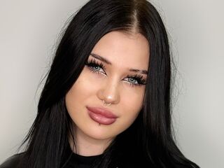 camgirl fingering bald pussy TristaEnos