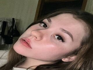 naked webcam girl UshaNakama