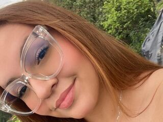 masturbating webcamgirl VannesaAlvernia