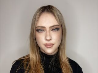 adult liveshow VirgieJanosek