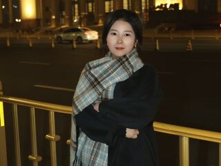 hot cam girl spreading pussy WangFei