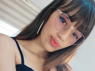 free live chatroom YiyisMarthin